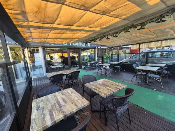 Vente de Fonds de Commerce - Restaurant - Axe Principal Le Luc / Le Cannet-des-Maures