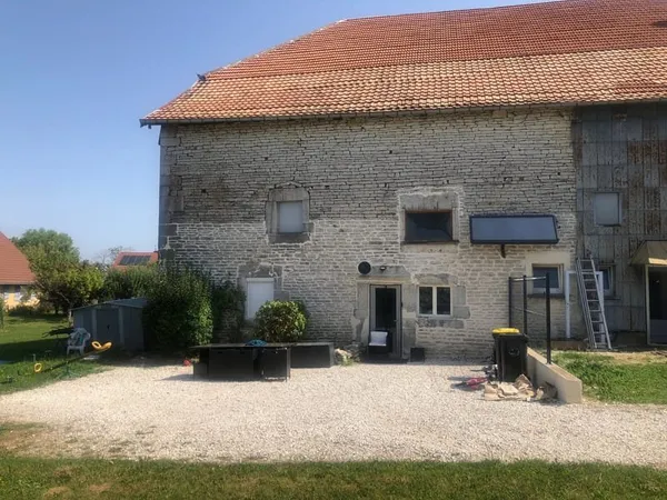 ENSEMBLE IMMOBILIER A VERNIERFONTAINE