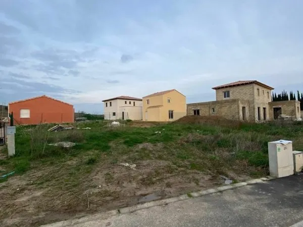 Terrain 502 m²