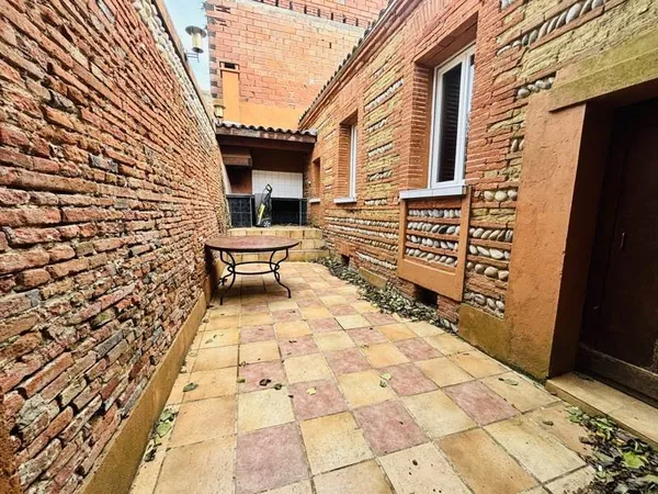 Bien immobilier de rendement Vente Venerque   328290€