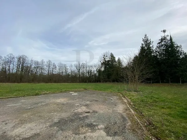 TERRAIN CONSTRUCTIBLE BAGNOLES DE L'ORNE