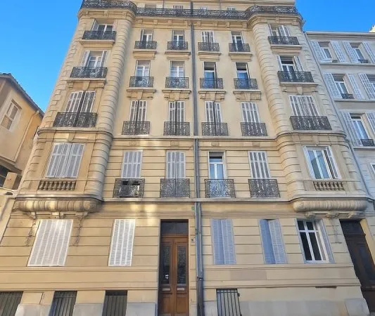 APPARTEMENT TYPE 4 , DERNIER ÉTAGE , 6 ÈME ARRONDISSEMENT, A