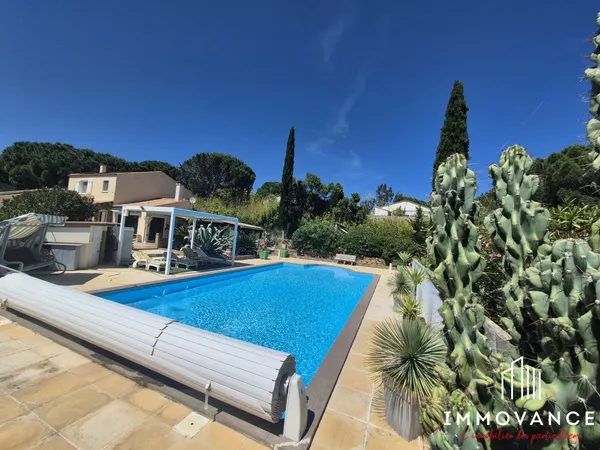 Villa 210m2 2000m2 de terrain