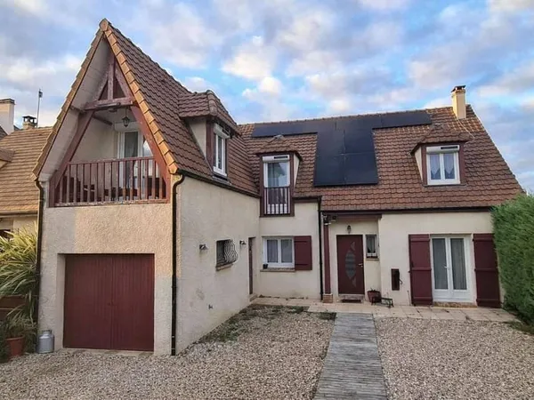 Maison 8 pièces 140 m²