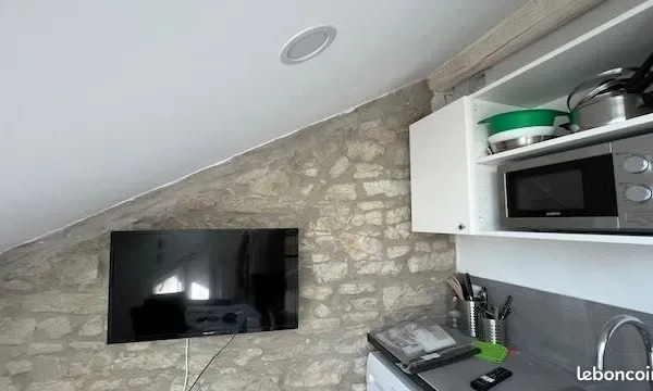 Studio meublé tout équipé