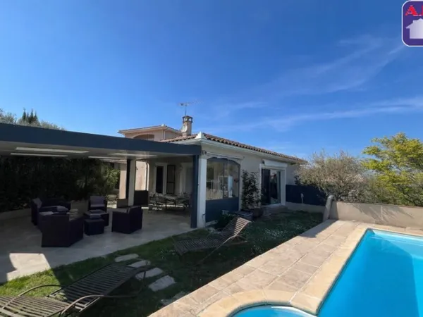 Maison 5 pièces 160 m²