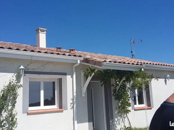 Maison Location Castelmayran 5p 120m² 950€