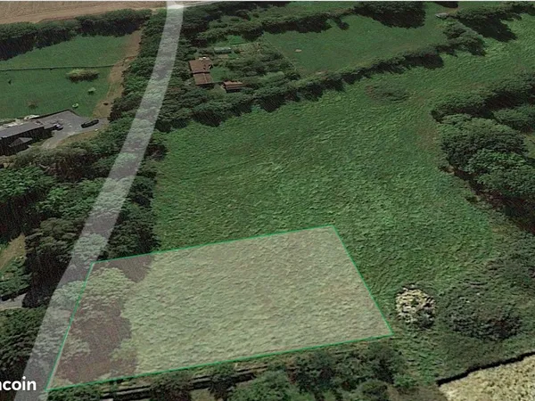 TERRAIN CONSTRUCTIBLE 3073m²