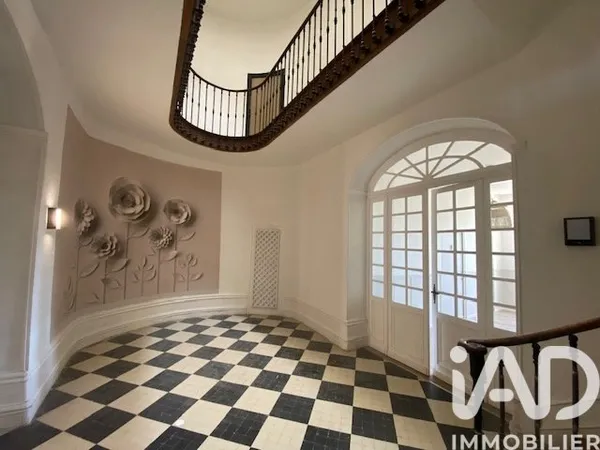 Immeuble de rapport 561 m²