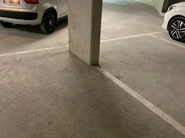 Parking bd grosso Nice a louer a la semaine 60 e