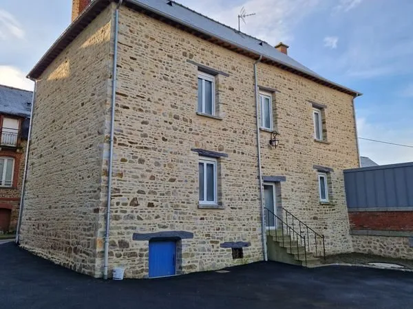 Colocation jeunes actifs - Maison bourgeoise rénovée à Martigné-Ferchaud