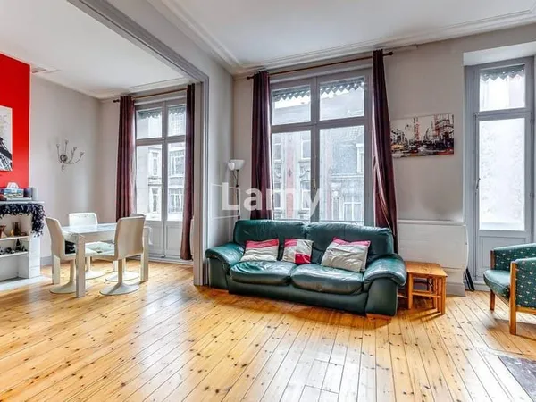 Appartement 4 pièces 94 m²
