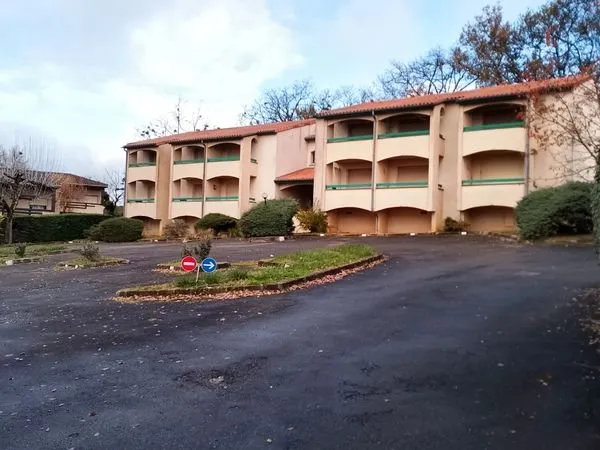 T1 bis 24m2 parking balcon Lotus 2