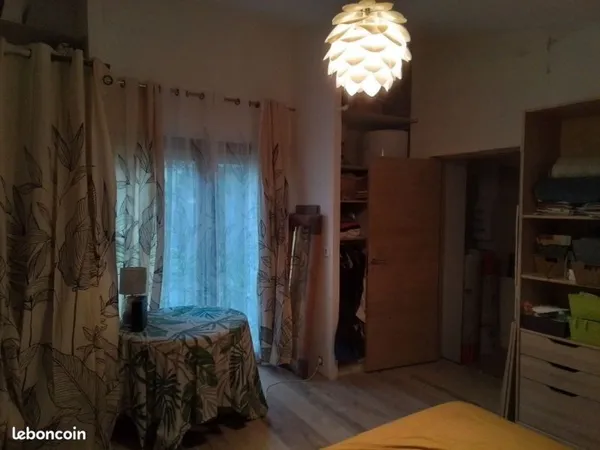 Colocation villa