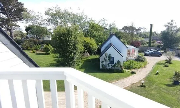 Maison 8 pièces 253 m²