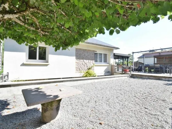Maison 9 pièces 170 m²