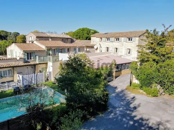 Propriété 580 m²