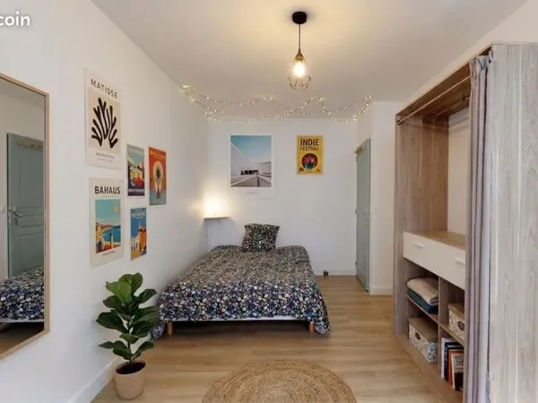 Location chambre dans grand appartement 115m² Saint Brieuc centre ville - bail individuel