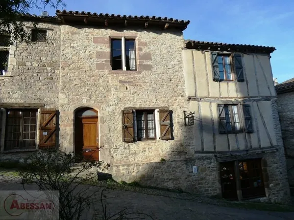Maison de village