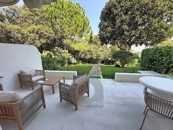 RCM Secteur Cap Martin - Résidence de Prestige - Magnifique 2 pièces en rez-de-jardin