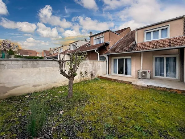 Maison Jouy Le Moutier 5 pièce(s) 85 m2