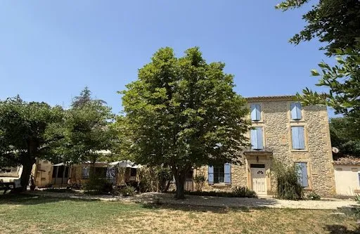 Maison 7 pièces 280 m²