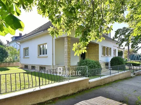 Maison 7 pièces 223 m²