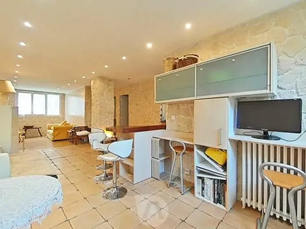 BOULOGNE-BILLANCOURT ? PORTE DE SAINT-CLOUD - Appartement 2/3 pièces traversant