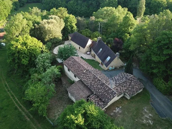 Authentique périgourdine dans le Saladais