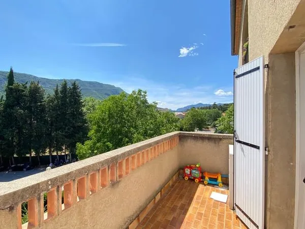Appartement 4 pièces 81 m²