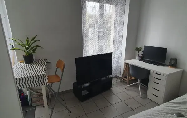 Loue studio meublé