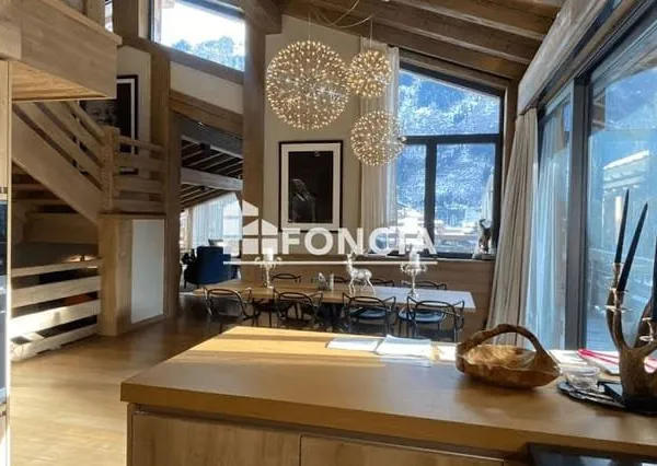 Propriété 12 pièces 556 m²
