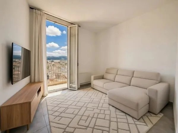 Appartement lumineux à Pessicart - 3 pièces avec vue