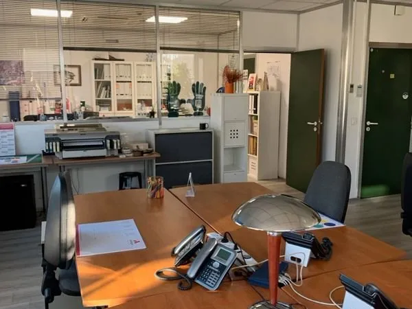 Bureau 70m2 divisible en 30 ou 40m2