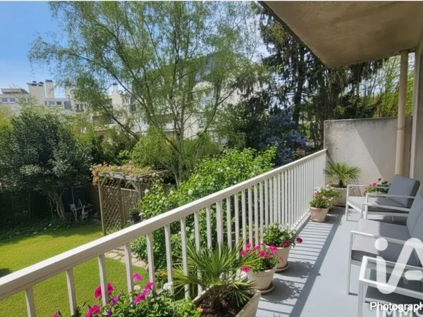 Studio 1 pièce 27 m²