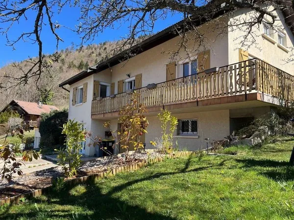 Maison 1 pièce 190 m²