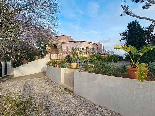 Maison Bandol de 8 pièces de 155 m² sur 662 m² de terrain pro...