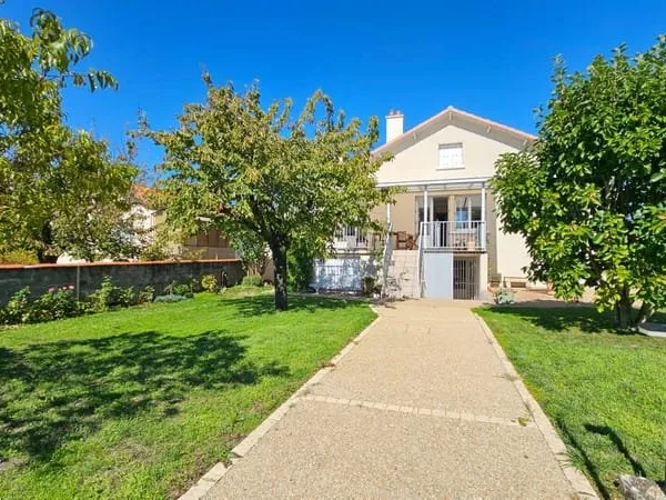 Maison Vente Niort 7p 145m² 311200€