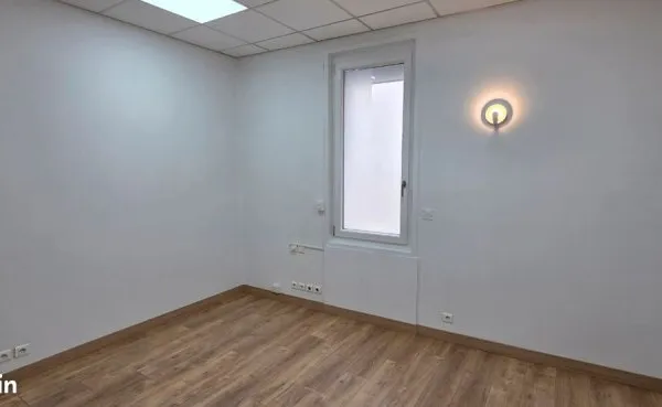 Local professionnel 16m²