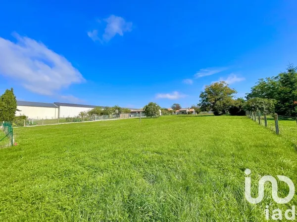 Terrain 2500 m²