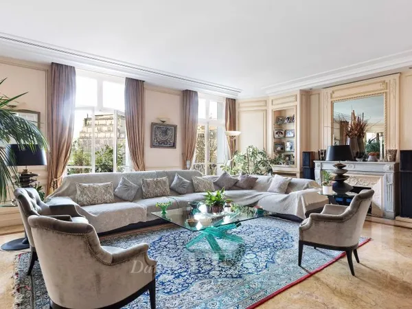 Paris XVIe - Boulevard de Beauséjour