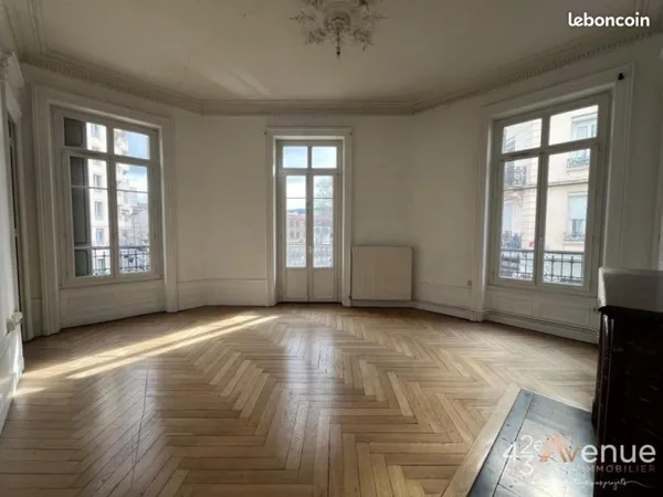 Appartement 4 pièces 100 m²