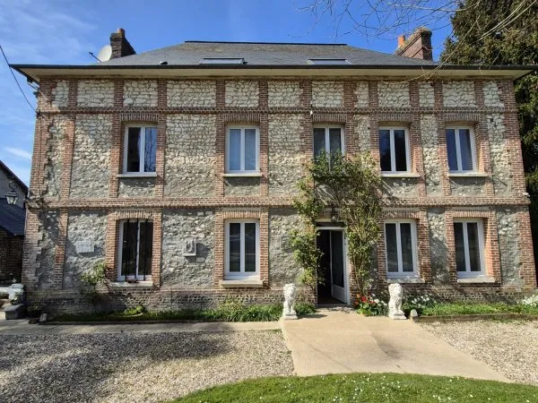 Maison 15 pièces 436 m²