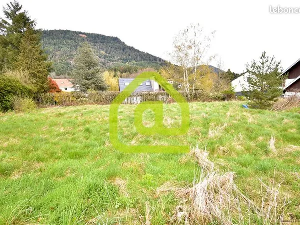 Terrain 1960 m² NAYEMONT LES FOSSES