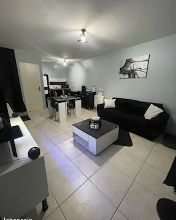 Appartement 70m² - 570 euros
