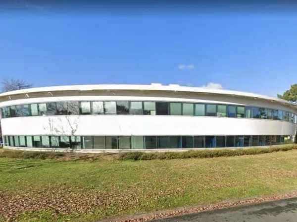 Bureaux 394 m²