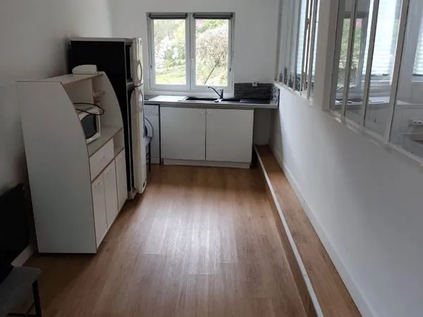 Loue appartement meublé proche de toutes commodités