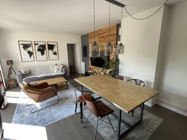 Loue Appartement 54m² avec balcon & parking au Pecq (78230)