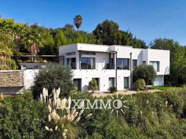 LONGUE DURÉE - VILLA MODERNE 5CH - VUE MER