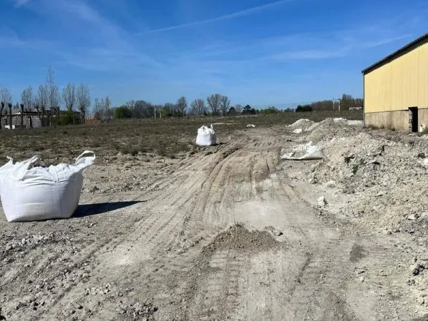 Terrain 6500 m²
